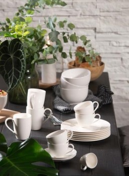 vivo-Villeroy-Boch-Group-Basic-White-gedeckter-Tisch-1