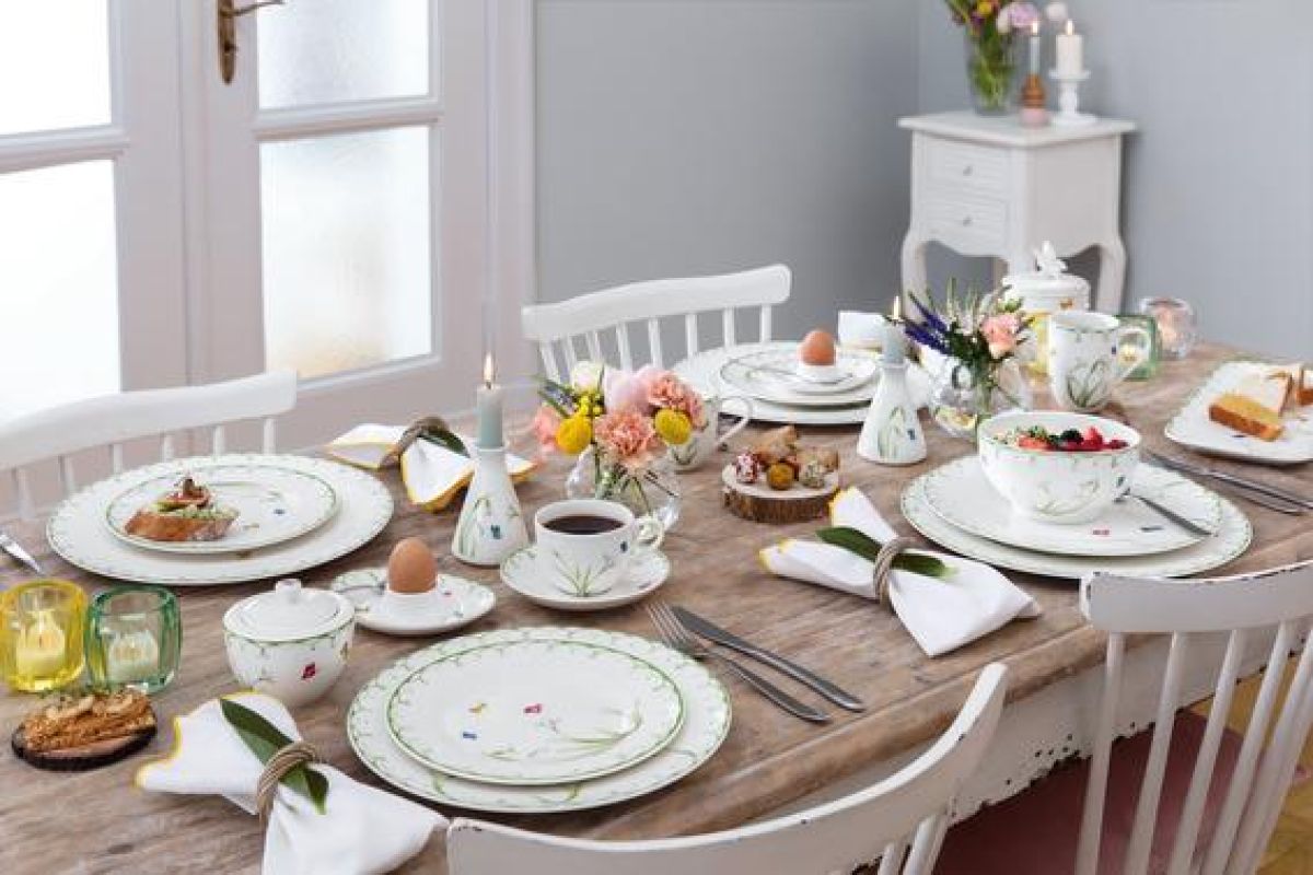Villeroy & Boch Colourful Spring Gobelin Tischläufer Schneeglöckchen 49x143cm