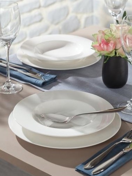 vivo-Villeroy-Boch-Group-Basic-White-gedeckter-Tisch-3